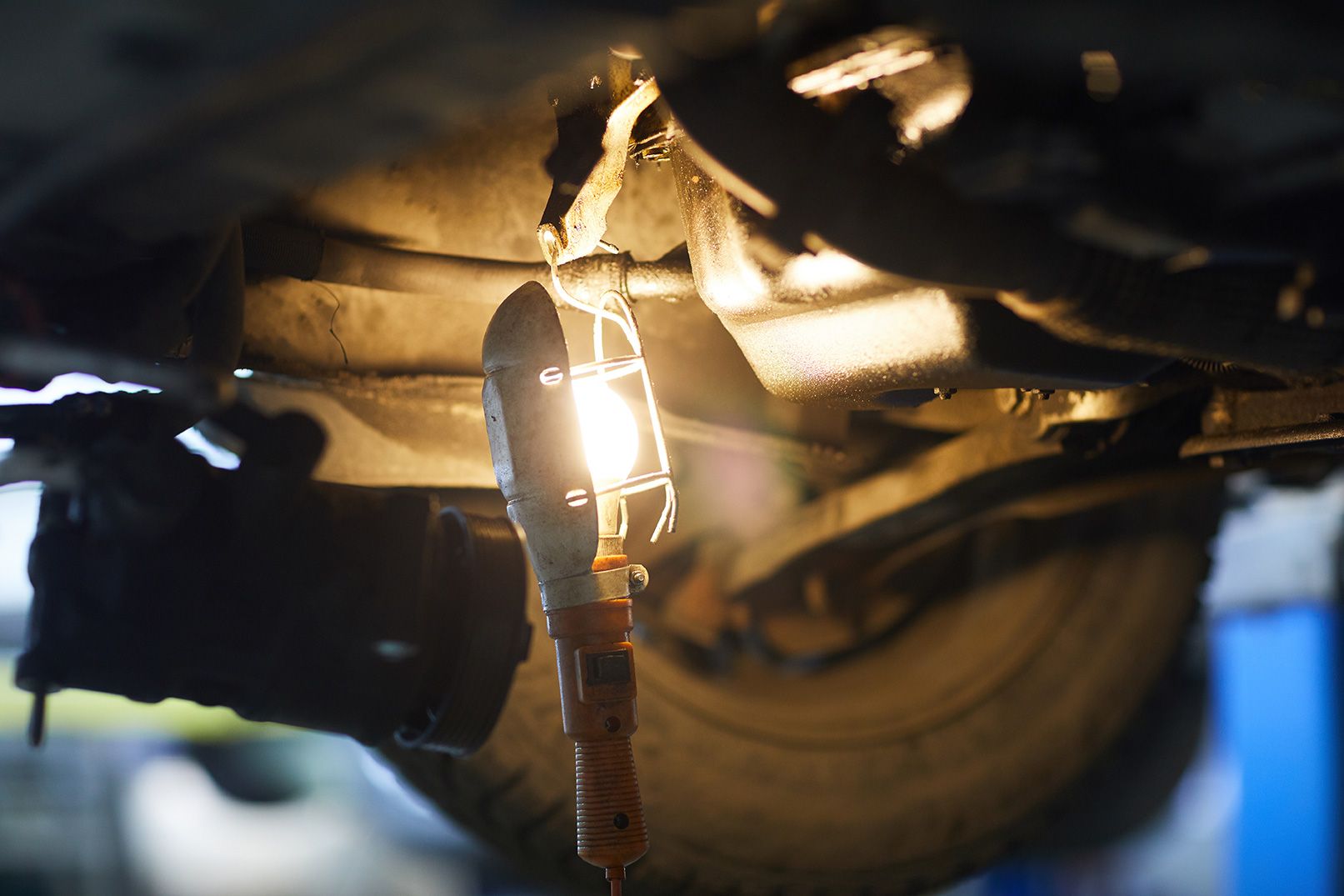 Navigating Common Drivetrain Challenges: Understanding and Solutions