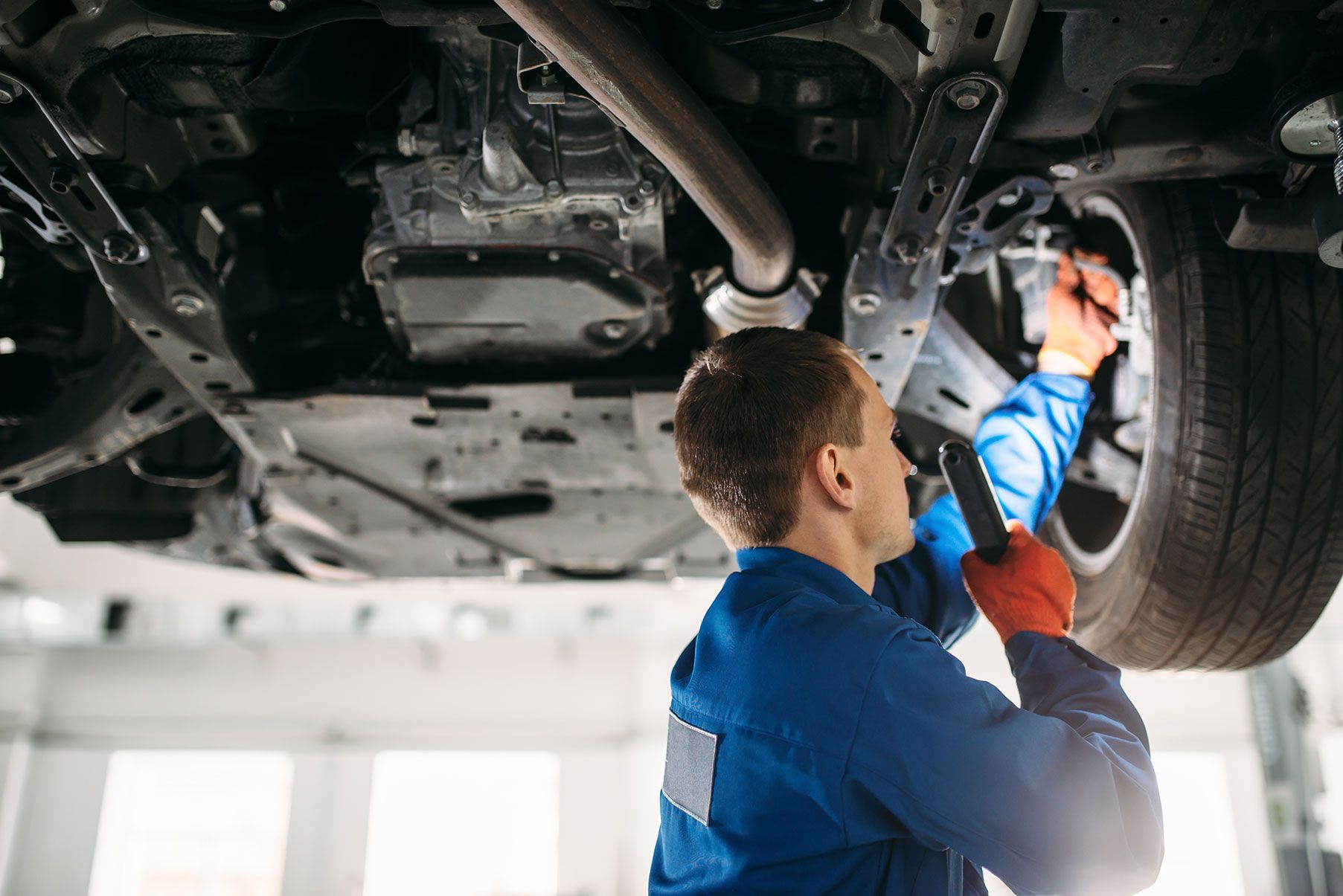 Common Brake Problems: Signs, Symptoms, and Solutions