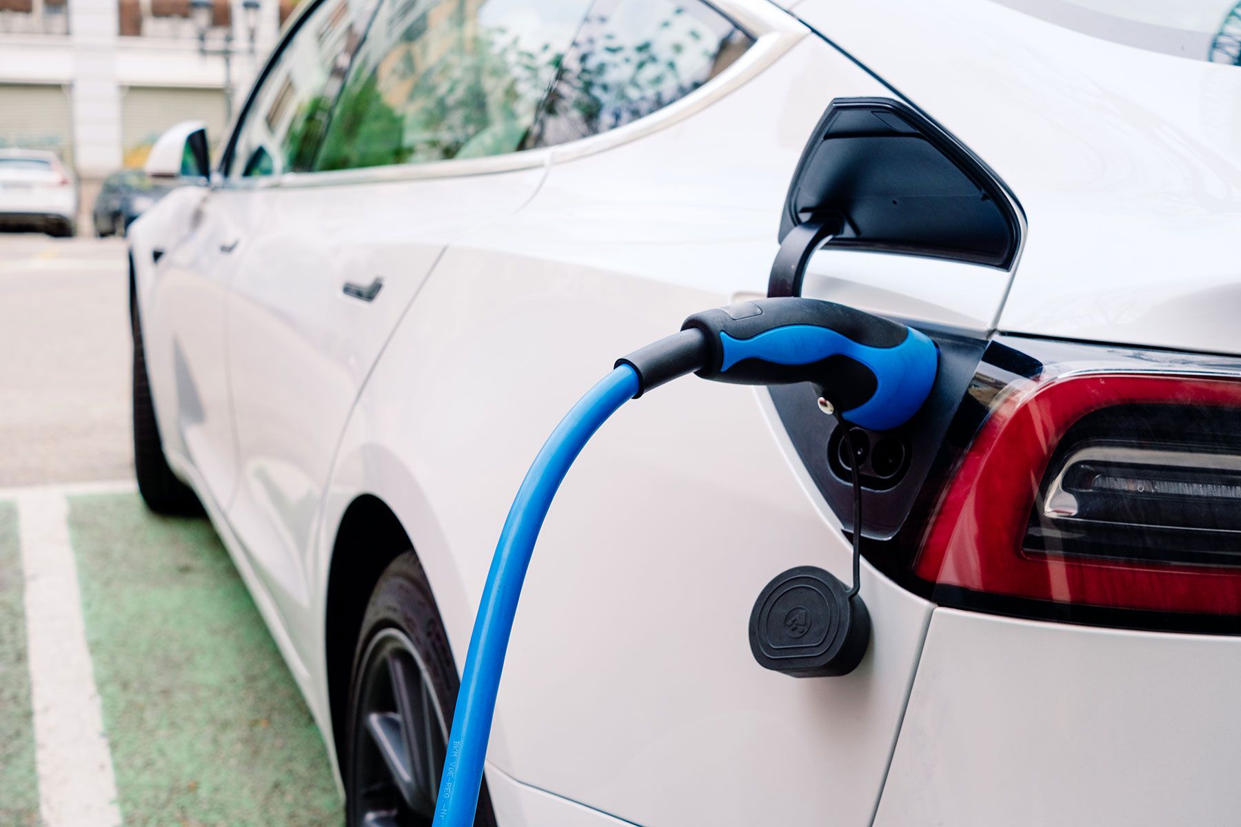 <p class="rteBlock">EV Maintenance & Inspection</p>