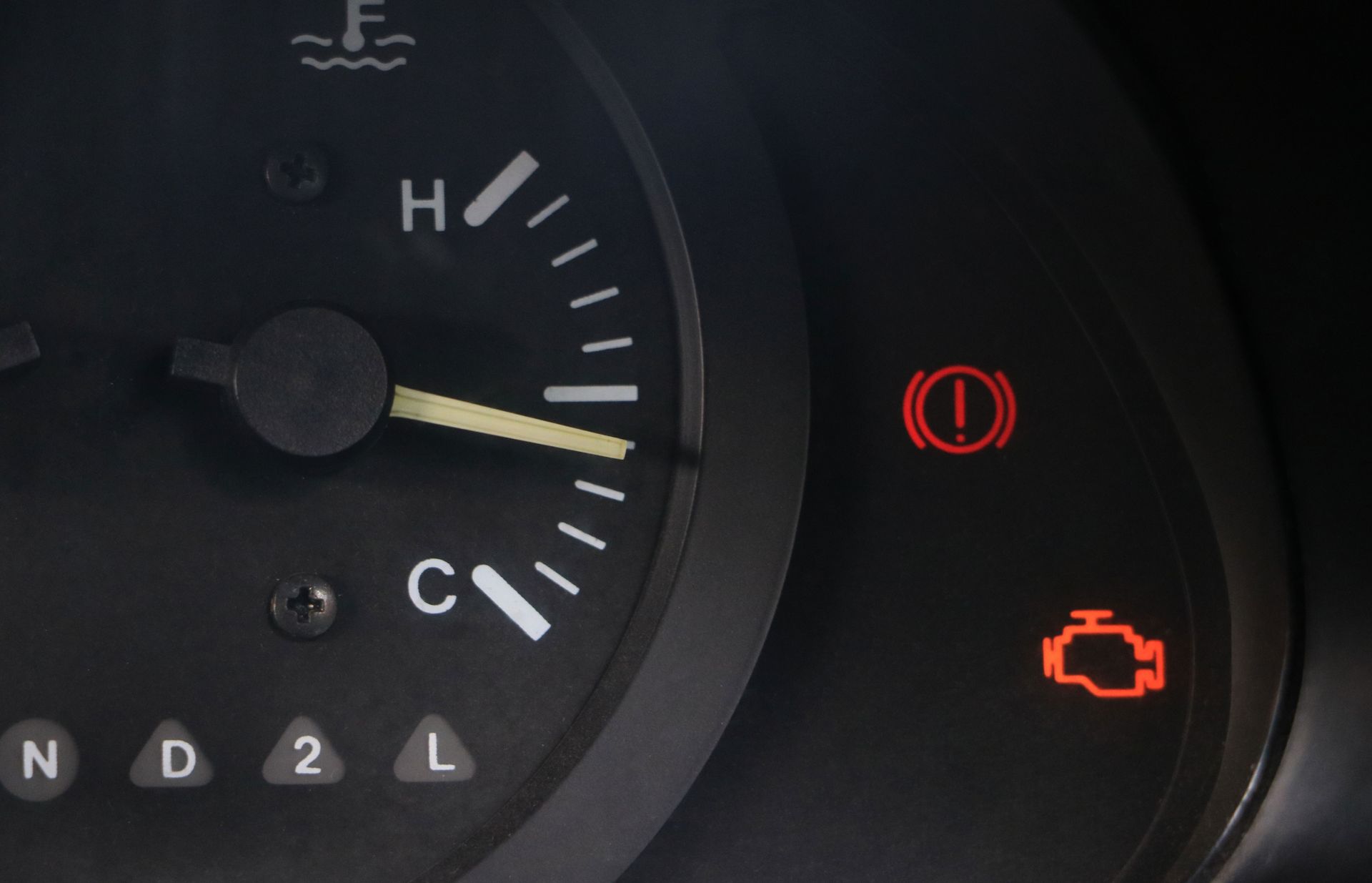 <p class="rteBlock">Advanced Diagnostic Equipment</p>